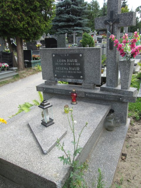 Helena HAUR 1917 Włocławek 0965 - Grobonet - Wyszukiwarka osób pochowanych