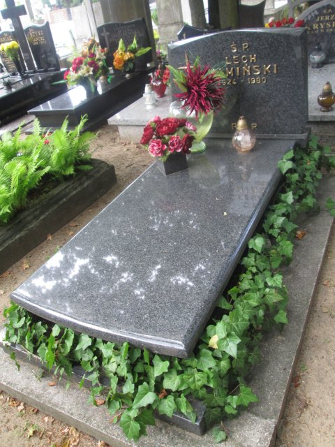 Lech KAMIŃSKI 1924 Włocławek 0965 - Grobonet - Wyszukiwarka osób pochowanych