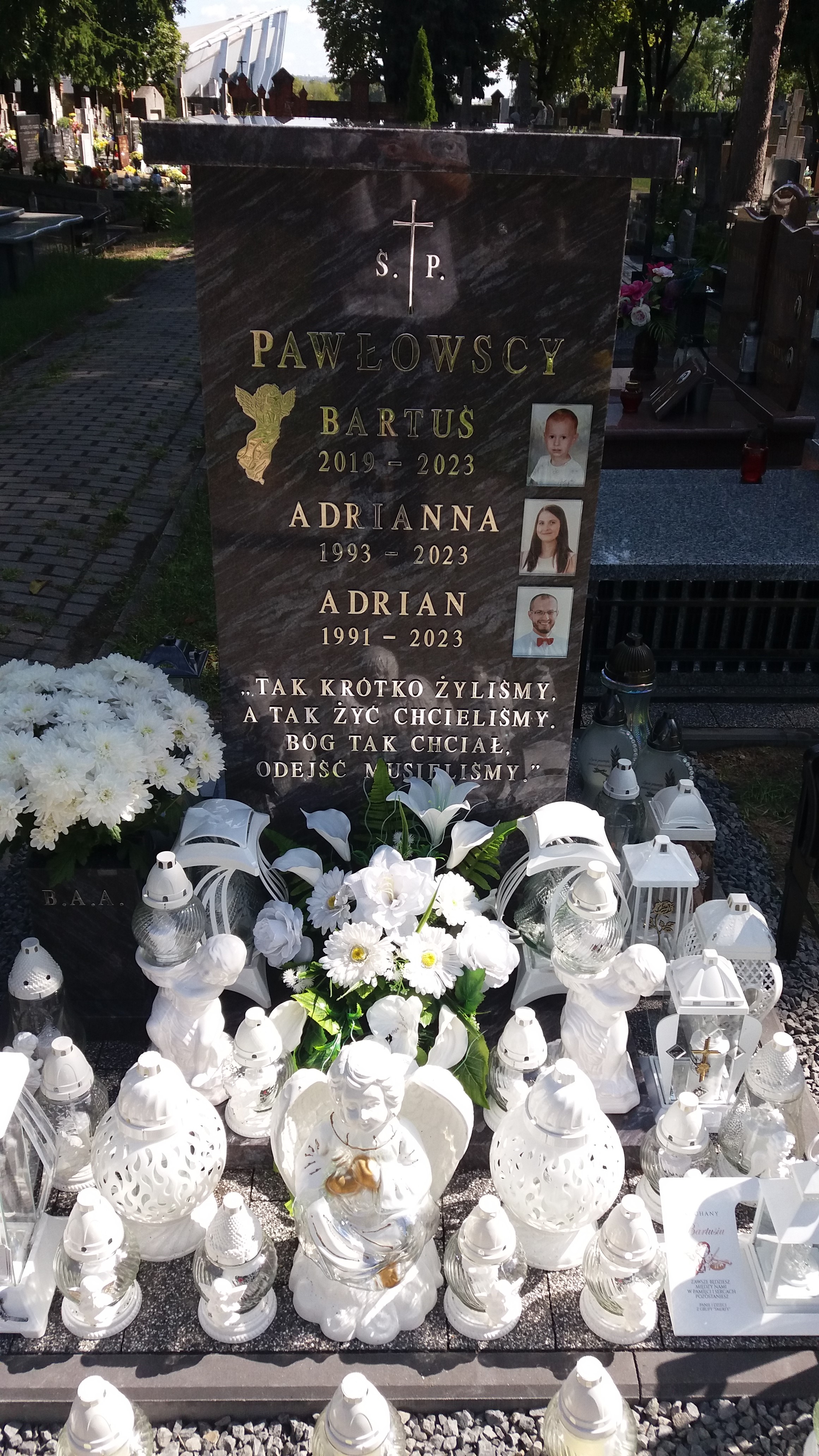 Adrianna PAWŁOWSKA 1993 Włocławek 0965 - Grobonet - Wyszukiwarka osób pochowanych