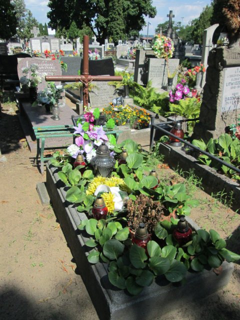 Józefa TYSOWIECKA 1895 Włocławek 0965 - Grobonet - Wyszukiwarka osób pochowanych