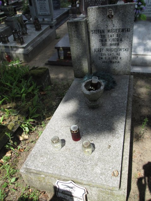 Halina MACIEJEWSKA 1947 Włocławek 0965 - Grobonet - Wyszukiwarka osób pochowanych