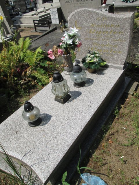 Halina RYNIEC 1953 Włocławek 0965 - Grobonet - Wyszukiwarka osób pochowanych