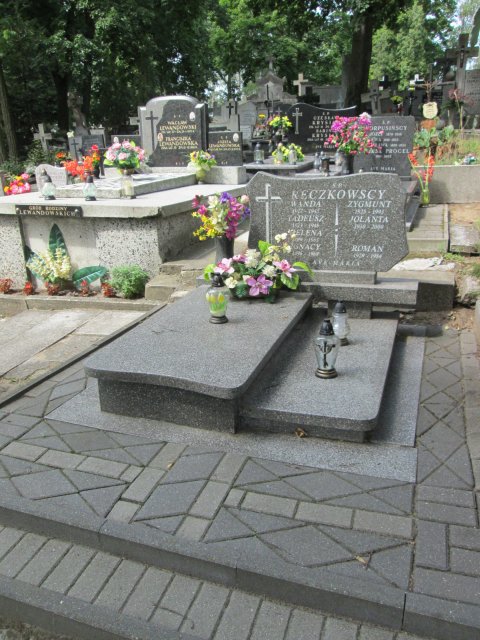 Jolanta RĘCZKOWSKA 1930 Włocławek 0965 - Grobonet - Wyszukiwarka osób pochowanych