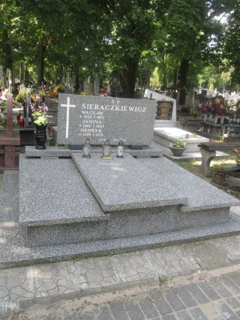 Janina SIERACZKIEWICZ 1907 Włocławek 0965 - Grobonet - Wyszukiwarka osób pochowanych