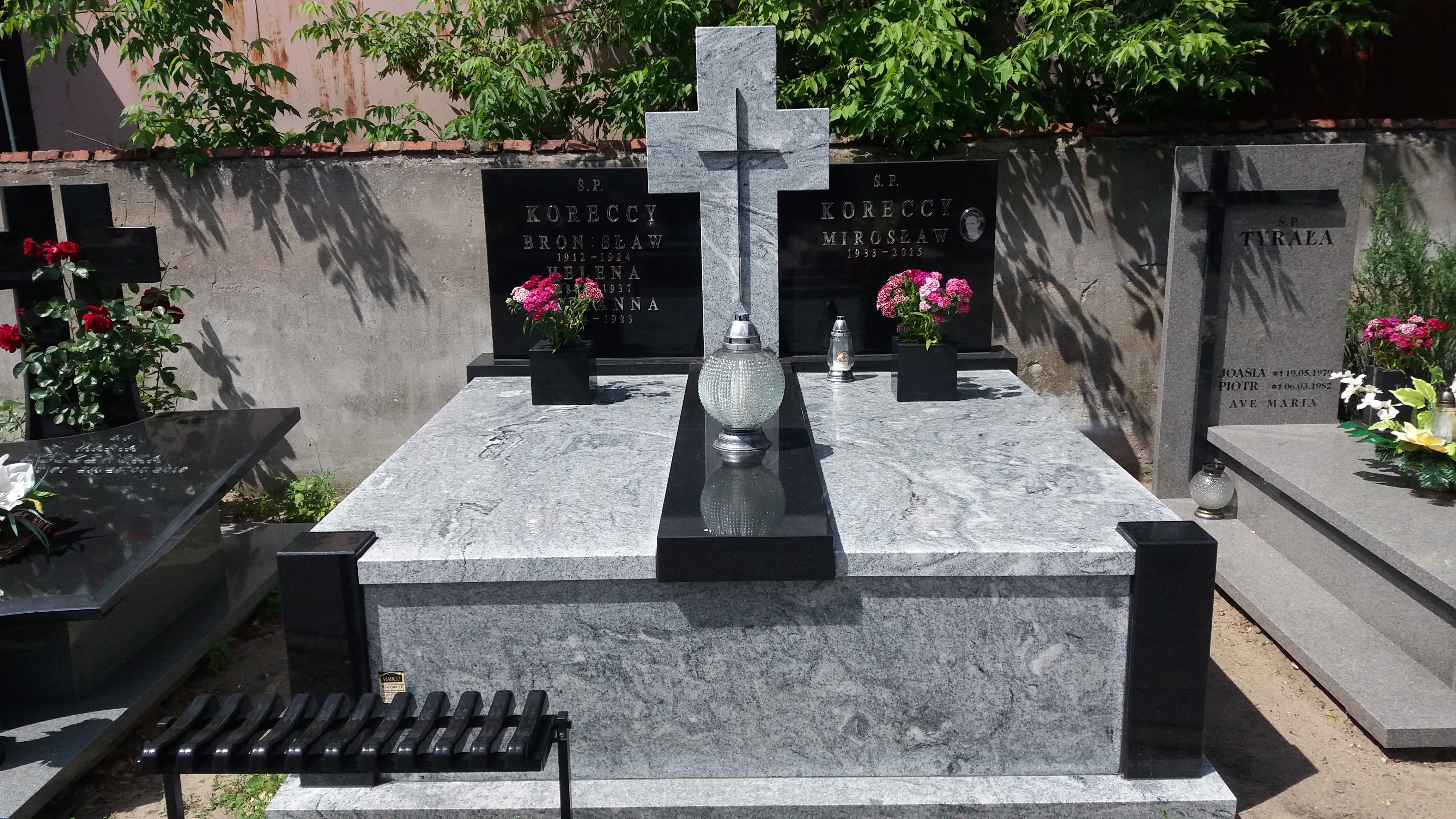 Mirosław KORECKI 1933 Włocławek 0965 - Grobonet - Wyszukiwarka osób pochowanych