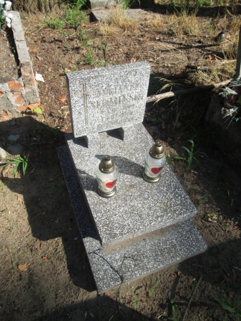 Grób ADRIAN SŁOMIŃSKI