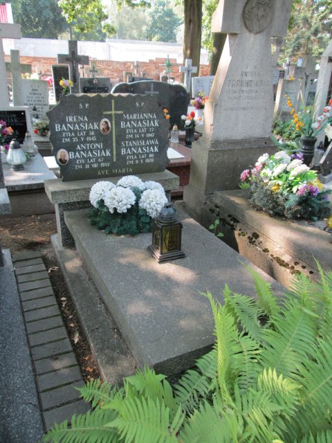 Irena Stefania BANASIAK 1907 Włocławek 0965 - Grobonet - Wyszukiwarka osób pochowanych
