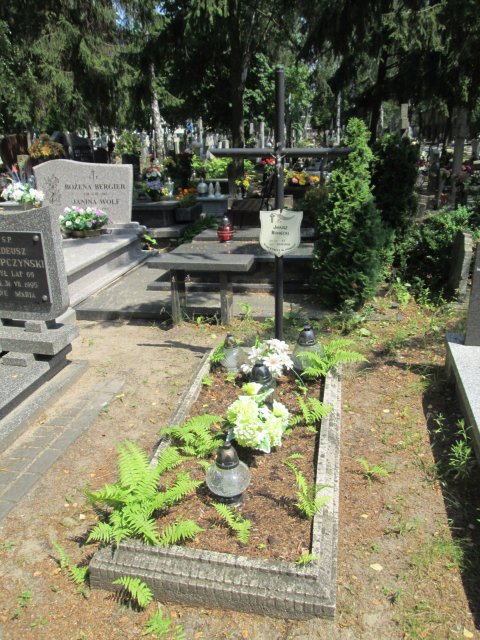 Grób TERESA BONIECKA
