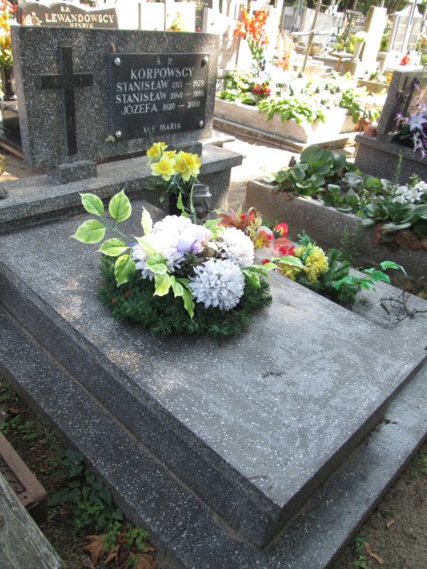 Grób STANISŁAW KORPOWSKI