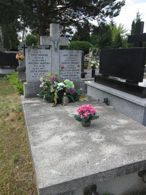 Anna Aniela SOBIERAJ 1938 Włocławek 0965 - Grobonet - Wyszukiwarka osób pochowanych